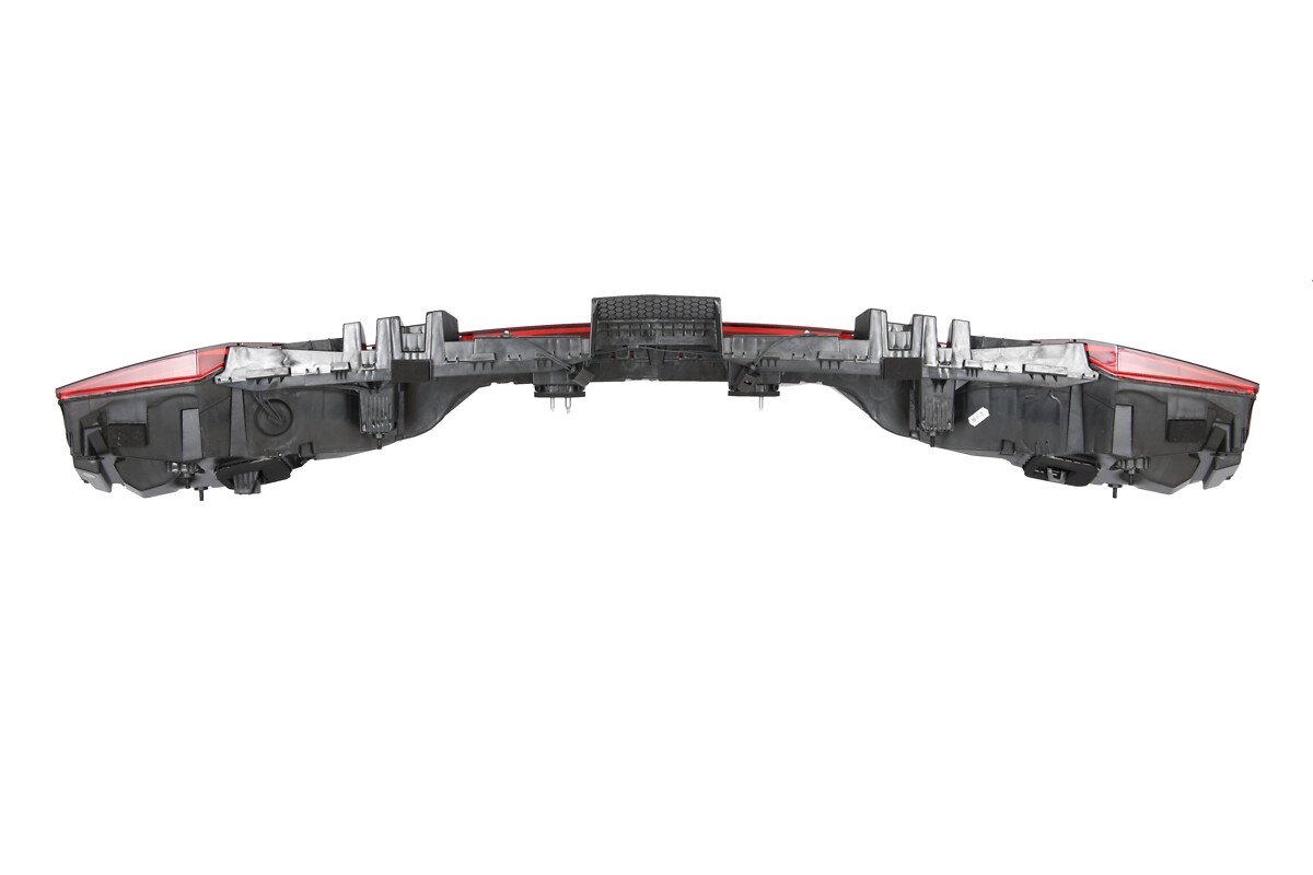 FA AUDI Q8 TRUNK LOW LED LHD RHD